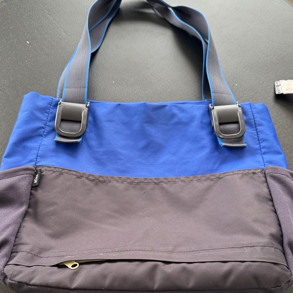 Blue and Black Women's Tote Bag - Picture 3 of 5